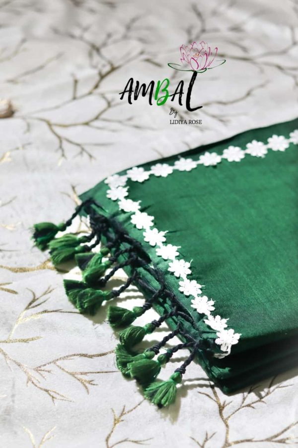 Green cotton saree with lays border - Image 2